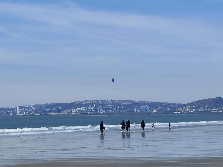 Shoreline Seaside Holiday Home Aberavon Beach 塔尔伯特港 外观 照片